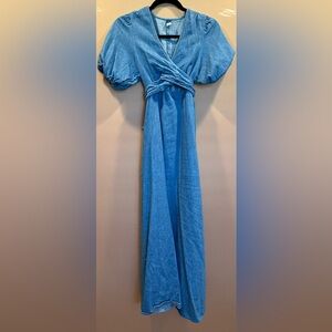 Old Navy Strappy Cute Denim Puff Sleeve Maci Dress